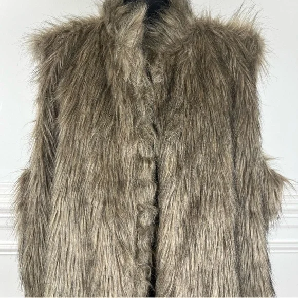 Rouge Collection Faux Fur Vest‎ Brown Size 2X - Picture 2 of 7